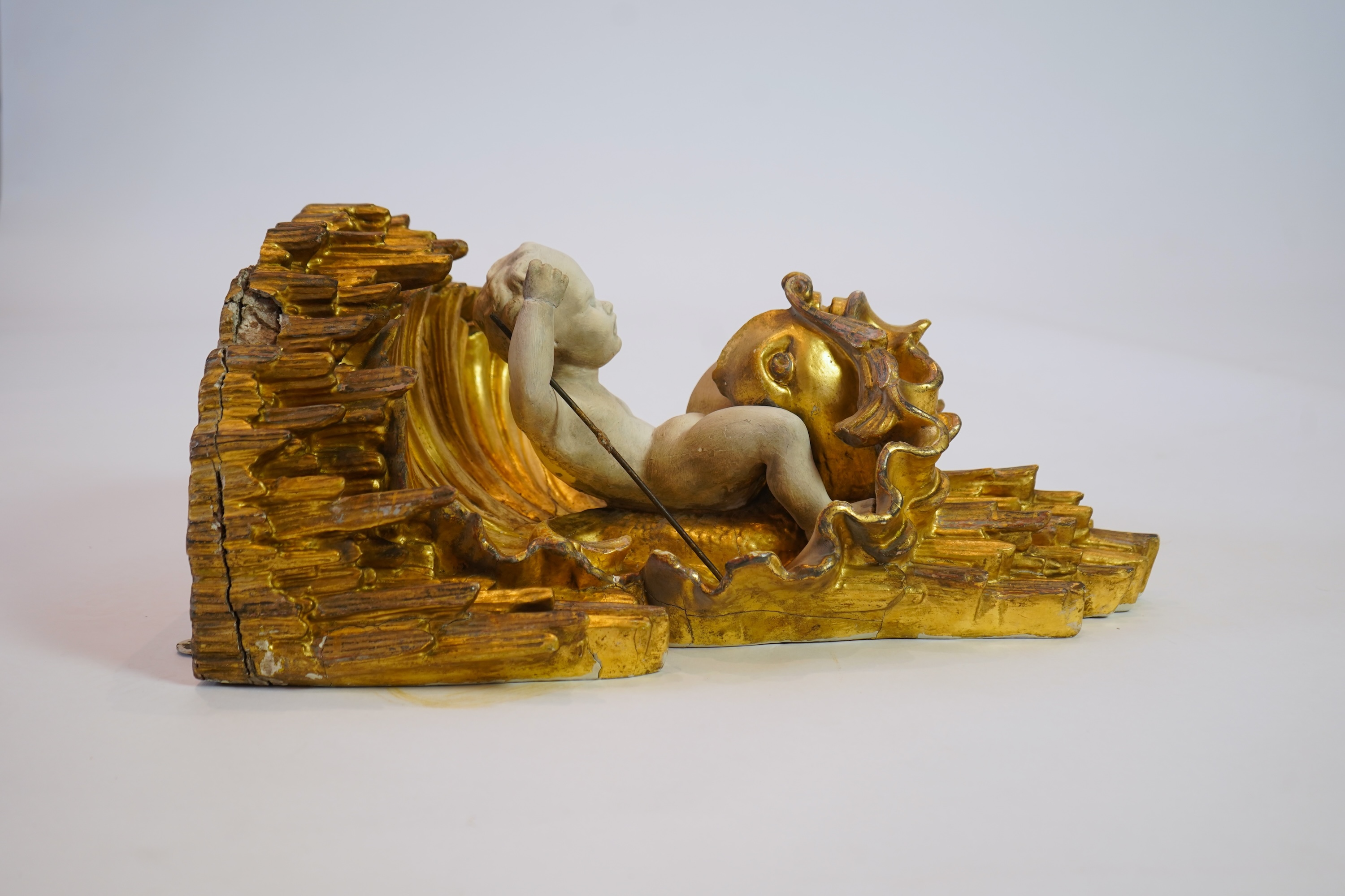 A late 18th / early 19th century carved and gilded wall bracket